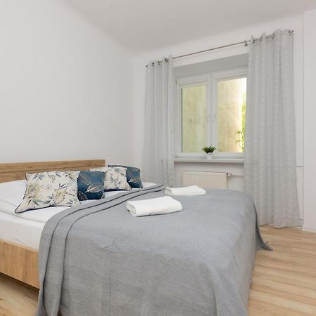 Bright Apartment Wola Near Metro Station By Noclegi Renters Varşova Dış mekan fotoğraf